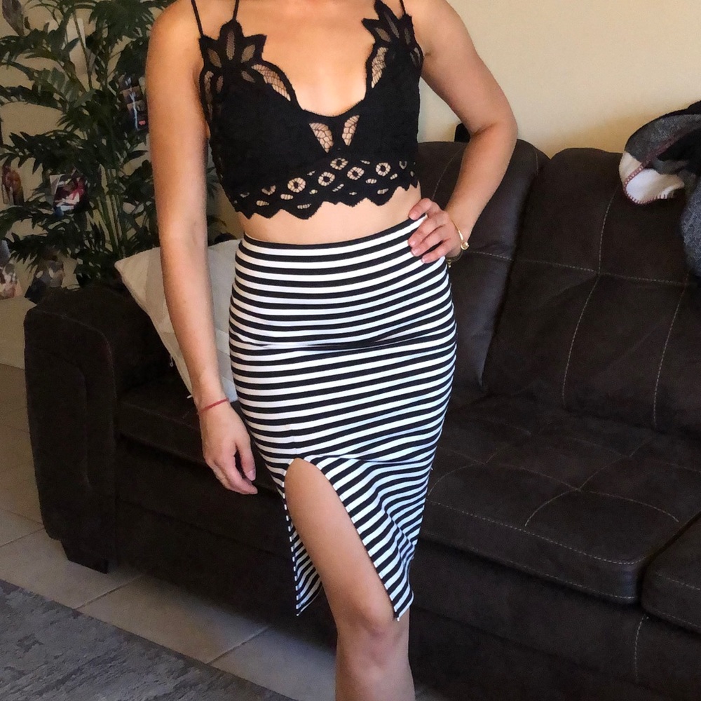 Stripped slit skirt SMALL